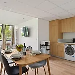 Bluestay 169 - Charmant appartement à Paris